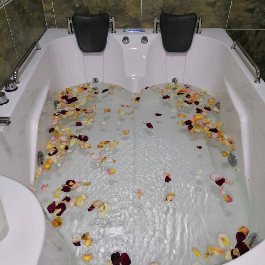 Hydrotherapy by Escape Reality Dubai Spa